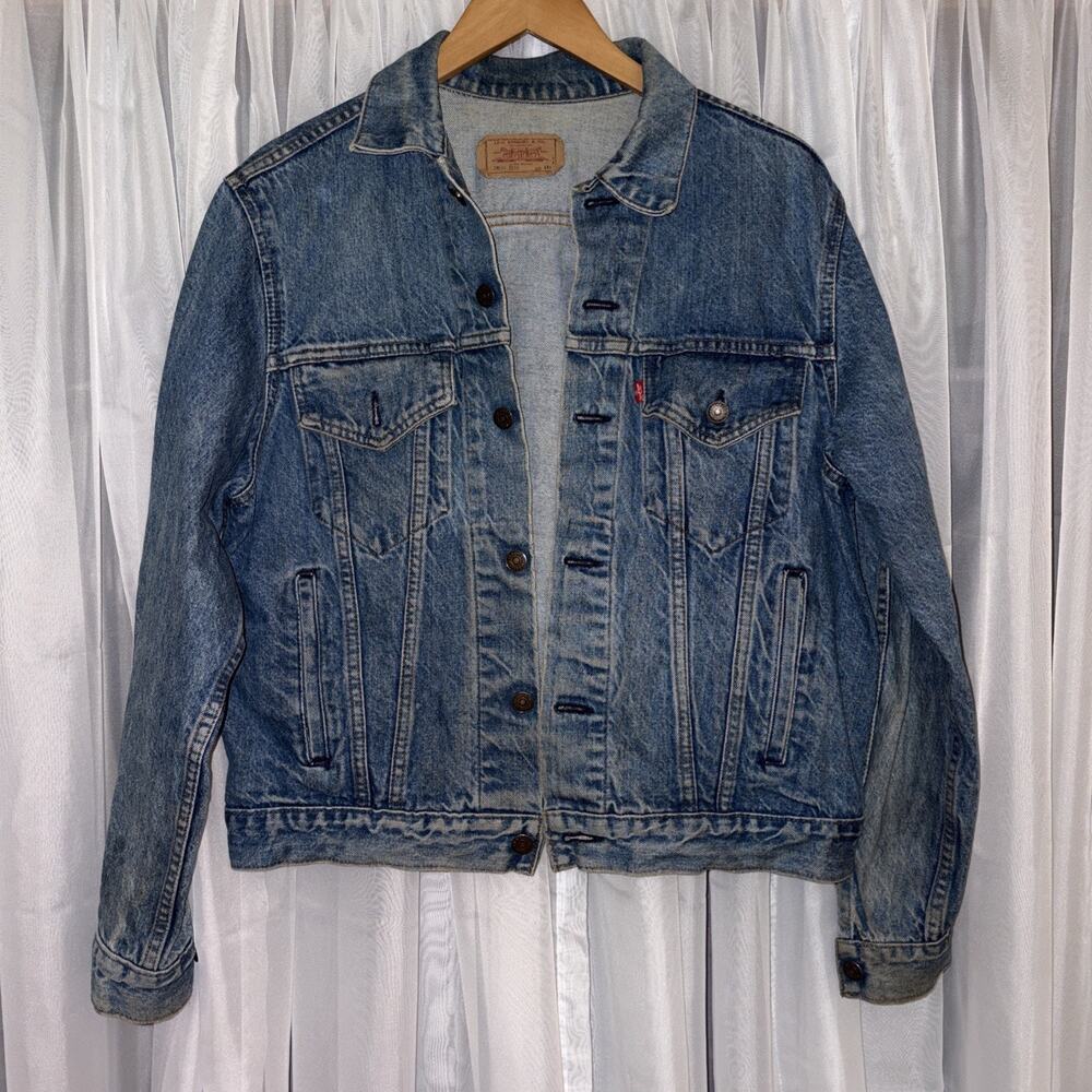 Vintage Levis Denim Trucker Jacket Men’s L 44 Reg Blue 70506-0214 Type III